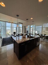 1262 Kettner Blvd, Unit 1602 in San Diego, CA - Building Photo - Building Photo