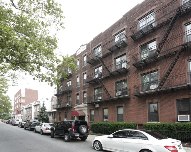 1722 W 4th St in Brooklyn, NY - Building Photo - Building Photo