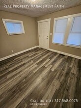 613 N Oxford St in Indianapolis, IN - Foto de edificio - Building Photo