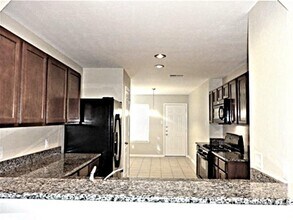 2713 Sandberry Dr in Houston, TX - Building Photo - Building Photo