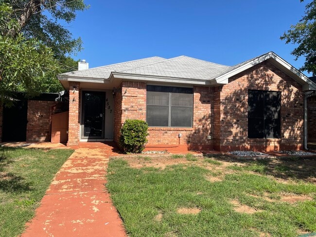 property at 4557 Shingle Oak Ln