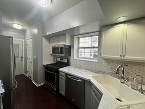 13260 W Heiden Cir in Lake Bluff, IL - Foto de edificio - Building Photo