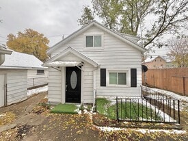 332 Cascade Pl in Rochester, NY - Building Photo