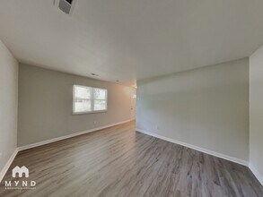 1120 Seabrook Rd in Raleigh, NC - Building Photo - Building Photo