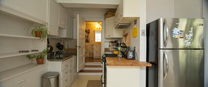 40 Barrett Pl, Unit 1 in Northampton, MA - Building Photo - Building Photo