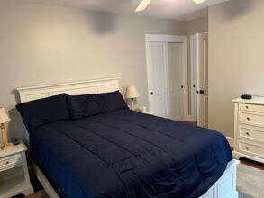 855 Pequot Ave in New London, CT - Building Photo - Building Photo