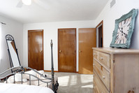 Sassafras Hill Apartments in Bloomington, IN - Building Photo - Interior Photo