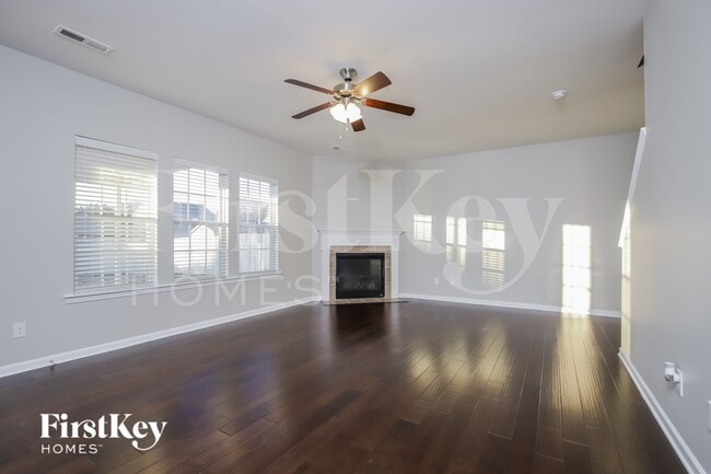 5770 Midstream Cir in Clemmons, NC - Building Photo - Building Photo