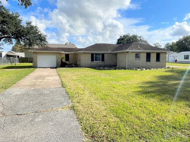 property at 105 9th Ave