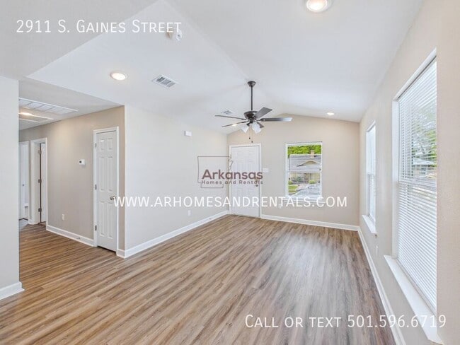 2911 S Gaines St in Little Rock, AR - Building Photo - Building Photo