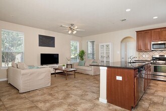 3 Pine Needle Pl in Spring, TX - Foto de edificio - Building Photo