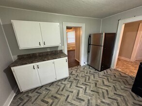 717 Robison Dr in Birmingham, AL - Building Photo - Building Photo
