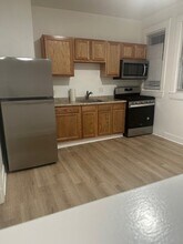 2700 Roslyn Ave, Unit 5 in Baltimore, MD - Foto de edificio - Building Photo