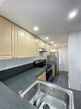 9210 Fontainebleau Blvd, Unit 210 in Miami, FL - Building Photo - Building Photo