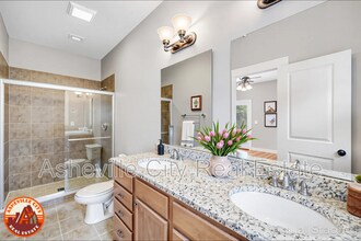 102 Estelle Park Dr in Asheville, NC - Building Photo - Building Photo