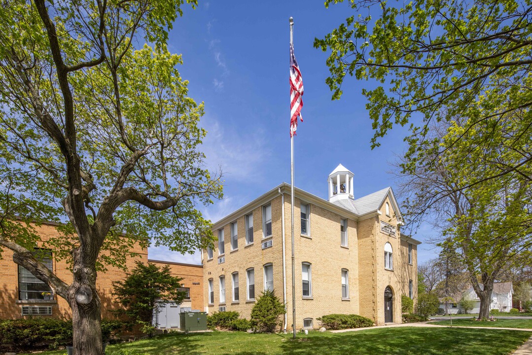 The Church Street Apartments in Crystal Lake, IL - Building Photo