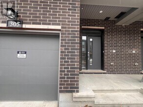 305 Clearpath Private in Ottawa, ON - Building Photo - Building Photo