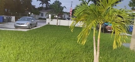 6129 Garfield St in Hollywood, FL - Foto de edificio - Building Photo