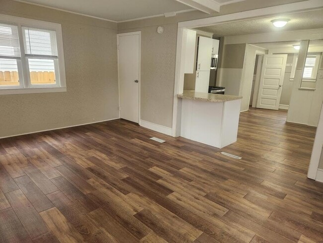 200 Gold Ave NW in Grand Rapids, MI - Building Photo - Building Photo