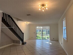 2045 Pompeii Ct in Weston, FL - Building Photo - Building Photo