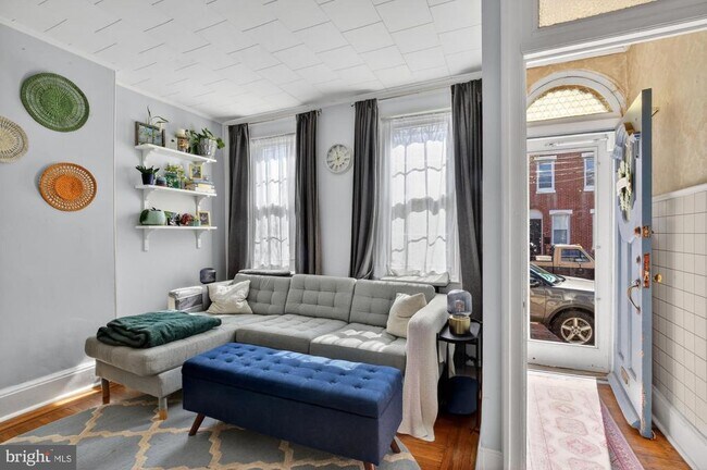 property at 2446 Memphis St