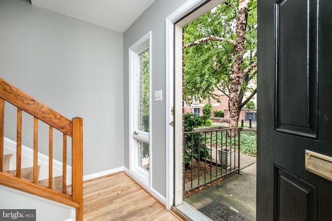 property at 17 W Hill St