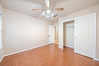 10315 Kennewick Dr in Houston, TX - Building Photo - Building Photo