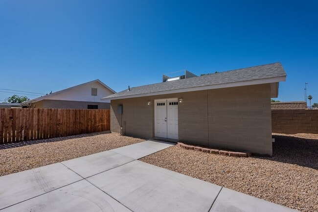 523 N Pasadena in Mesa, AZ - Building Photo - Building Photo