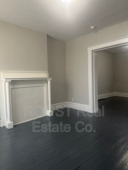235 Avondale Ave in Columbus, OH - Building Photo