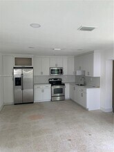 6740 Park St in Hollywood, FL - Building Photo - Building Photo