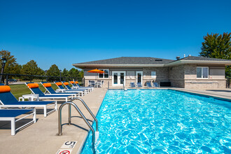 Harbor Estates in Sheboygan, WI - Foto de edificio - Building Photo