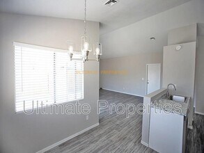 7628 W Hazelwood St in Phoenix, AZ - Building Photo - Building Photo