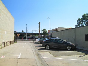 2751 Firestone Blvd in South Gate, CA - Building Photo - Other