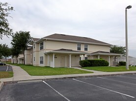 11437 Translation Way in Orlando, FL - Building Photo