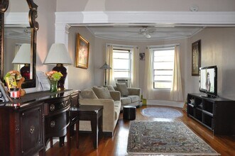 134 Fuller St, Unit 3 in Brookline, MA - Building Photo - Building Photo