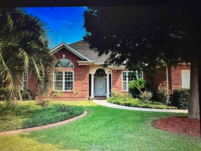 property at 533 Stonemason Dr