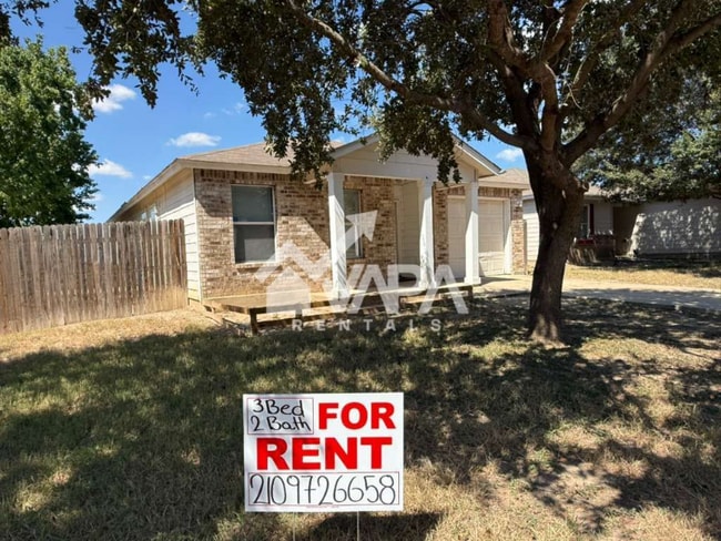 2131 Mossy Ridge in San Antonio, TX - Building Photo - Building Photo