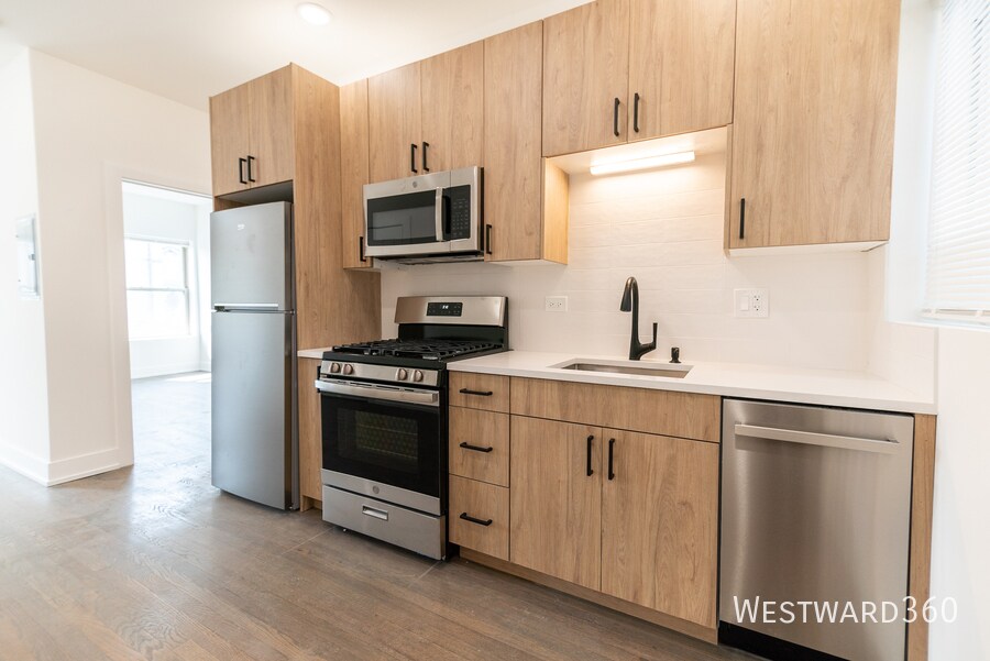 6203 N Glenwood Ave in Chicago, IL - Building Photo