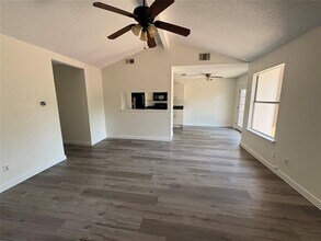 1128 Orchard Park Cir in Pflugerville, TX - Building Photo - Building Photo