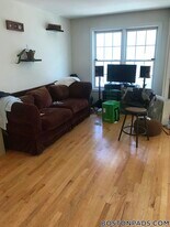 6 Harleston St in Boston, MA - Building Photo