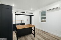 1153 N Front St - 14