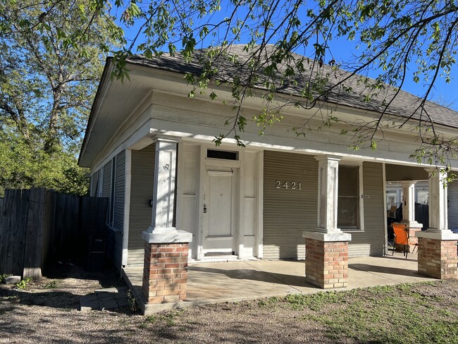 2421 Lipscomb St | Rentals in Fort Worth, TX