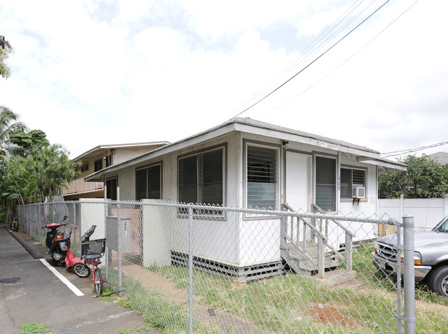 608 Hausten St in Honolulu, HI - Building Photo - Building Photo