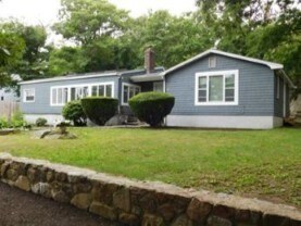 112 R Thatcher Rd in Gloucester, MA - Building Photo