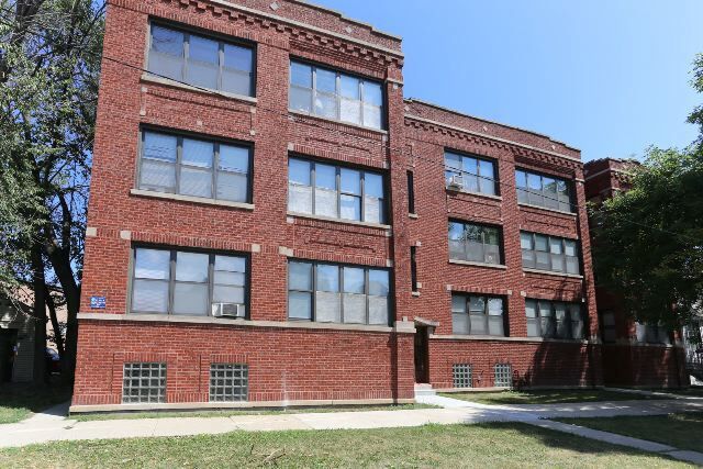 property at 3827 N Drake Ave