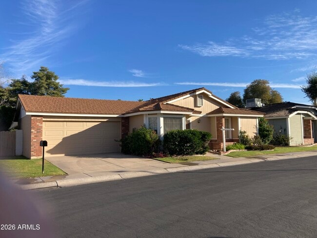 314 E Campo Bello Dr in Phoenix, AZ - Building Photo - Building Photo