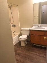 Shannon Arms III Apartments in Spring Valley, CA - Foto de edificio - Building Photo