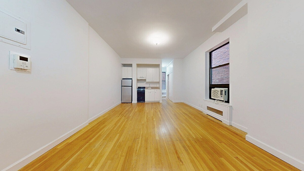 Lexington Avenue in New York, NY - Building Photo
