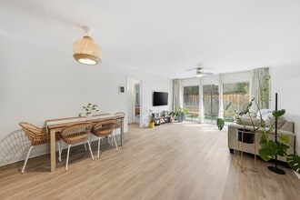 3815 3rd Ave, Unit #14 in San Diego, CA - Foto de edificio - Building Photo