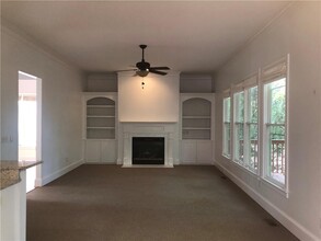 540 Pearl Cove Ct in Sandy Springs, GA - Building Photo - Building Photo